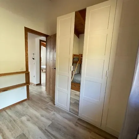 Casa De Les Escoles, Espinalbet - Alberga Castellar del Riu