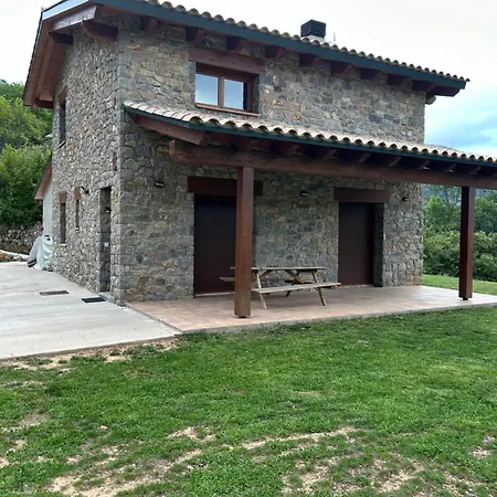 Casa De Les Escoles, Espinalbet - Alberga Chalet Castellar del Riu