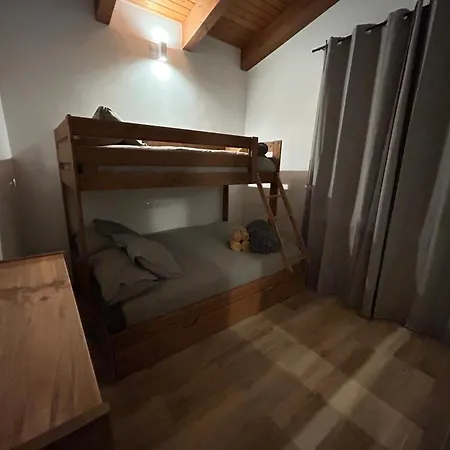 Casa De Les Escoles, Espinalbet - Alberga Chalet Castellar del Riu