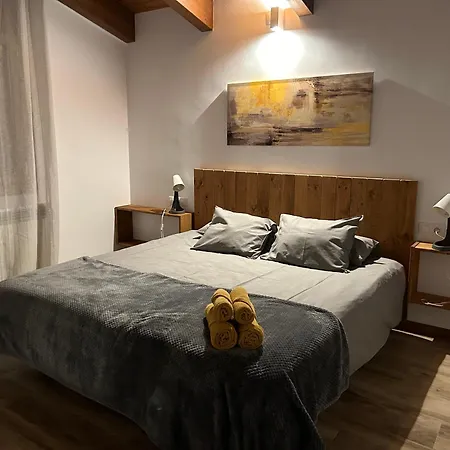 Casa De Les Escoles, Espinalbet - Alberga Chalet Castellar del Riu