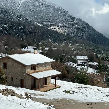Casa De Les Escoles, Espinalbet - Alberga Chalet *